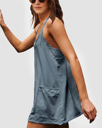 Verstellbares Träger Active Minikleid mit integrierten Shorts & Taschen