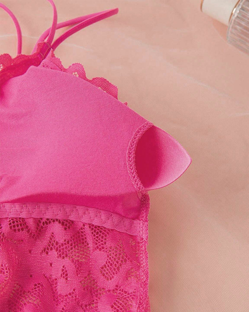 Ensemble romantique de bralette et culotte en dentelle