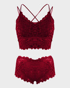 Ensemble romantique de bralette et culotte en dentelle